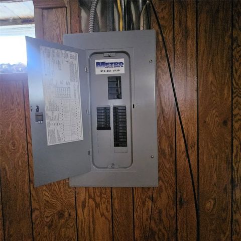 1103 30th Street, Cedar Rapids, IA 52403