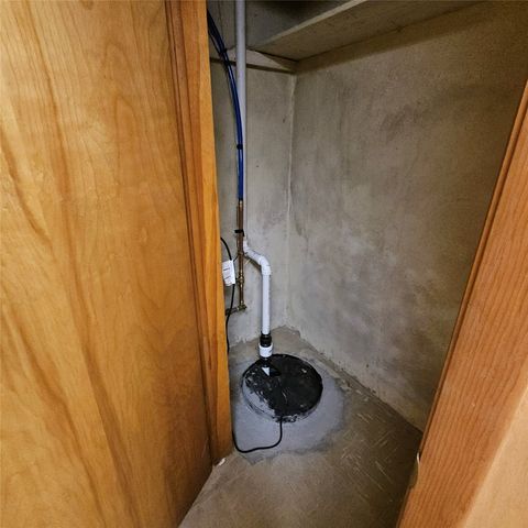 1103 30th Street, Cedar Rapids, IA 52403