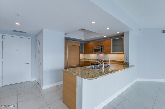 222 Karen Avenue 3804, Las Vegas, NV 89109