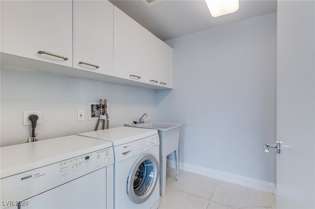 222 Karen Avenue 3804, Las Vegas, NV 89109