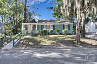 55 S Parkwood Drive, Savannah, GA 31404