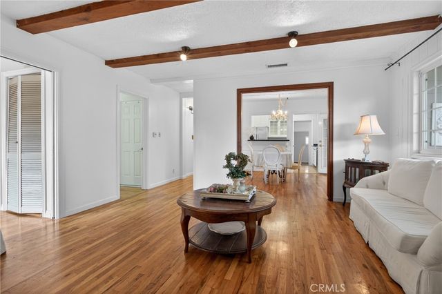 10450 Bevis, San Fernando, CA 91345
