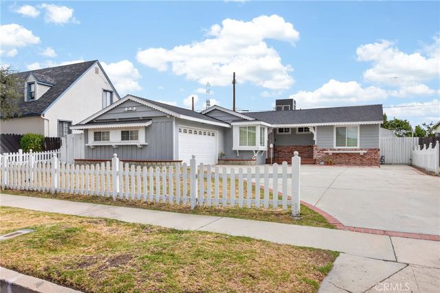 10450 Bevis, San Fernando, CA 91345