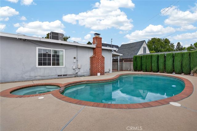 10450 Bevis, San Fernando, CA 91345