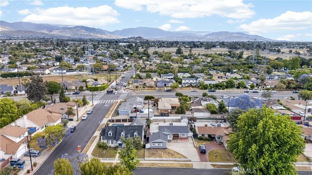 10450 Bevis, San Fernando, CA 91345