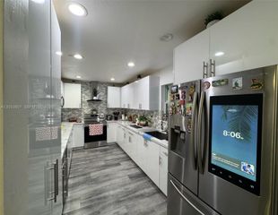 10660 SW 164th St n/a, Miami, FL 33157
