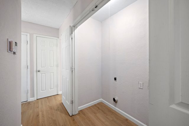 5309 Windy Meadow Drive, Arlington, TX 76017