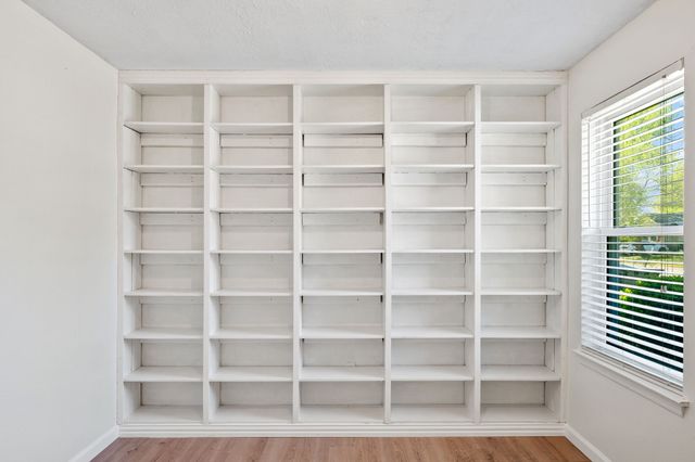 5309 Windy Meadow Drive, Arlington, TX 76017