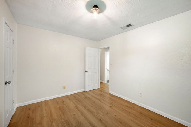 5309 Windy Meadow Drive, Arlington, TX 76017