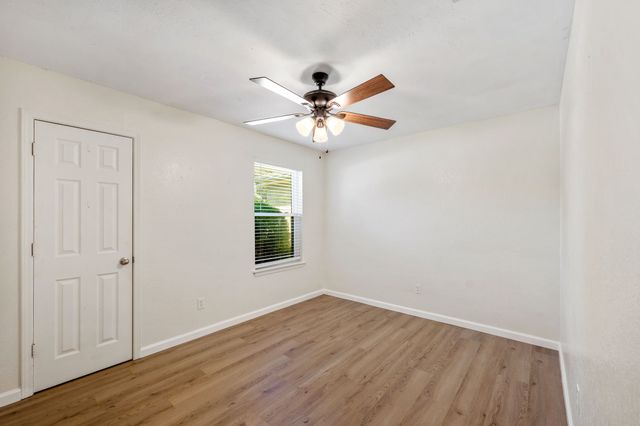 5309 Windy Meadow Drive, Arlington, TX 76017