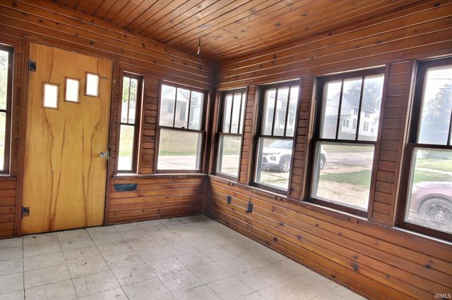 807 Kintz Street, Huntington, IN 46750