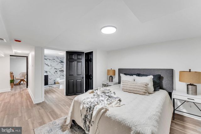 3202 MCELDERRY ST, Baltimore, MD 21205