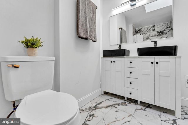 3202 MCELDERRY ST, Baltimore, MD 21205