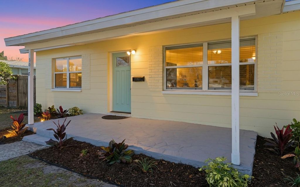 Image 1 of property listing at 3018 16TH AVENUE S, St Petersburg, FL 33712