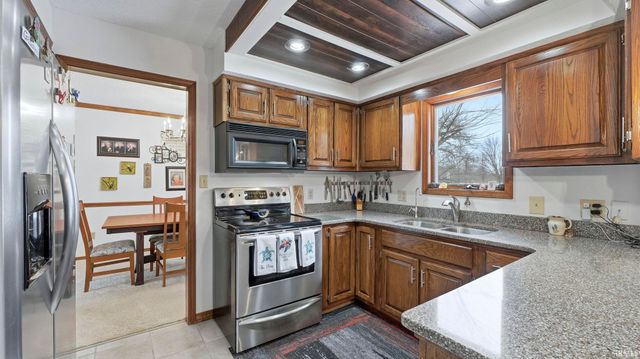 7722 Greenwell Road, Churubusco, IN 46723