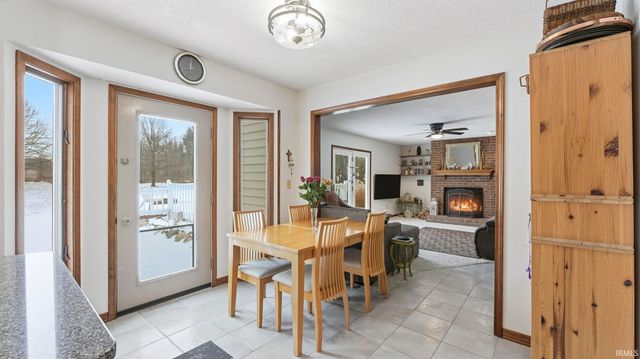 7722 Greenwell Road, Churubusco, IN 46723