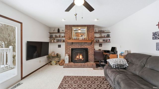 7722 Greenwell Road, Churubusco, IN 46723