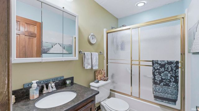 7722 Greenwell Road, Churubusco, IN 46723