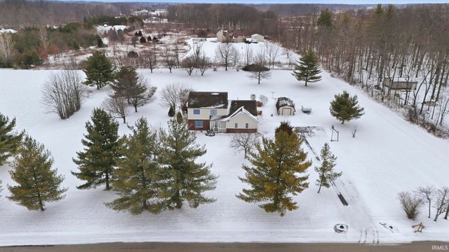 7722 Greenwell Road, Churubusco, IN 46723