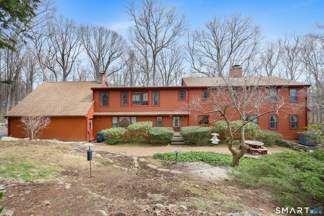 190 Mile Common Road, Easton, CT 06612