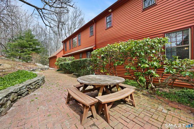 190 Mile Common Road, Easton, CT 06612