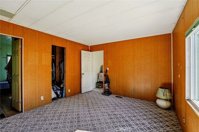 13760 Rodeo Drive, Victorville, CA 92395