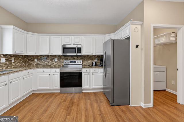 106 Chestnut Knoll, Stockbridge, GA 30281