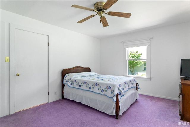 6722 Ferstel Road, Newburgh, IN 47630