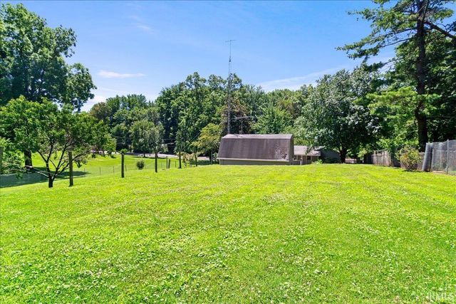 6722 Ferstel Road, Newburgh, IN 47630