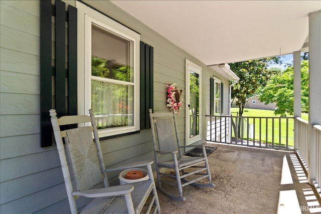 6722 Ferstel Road, Newburgh, IN 47630