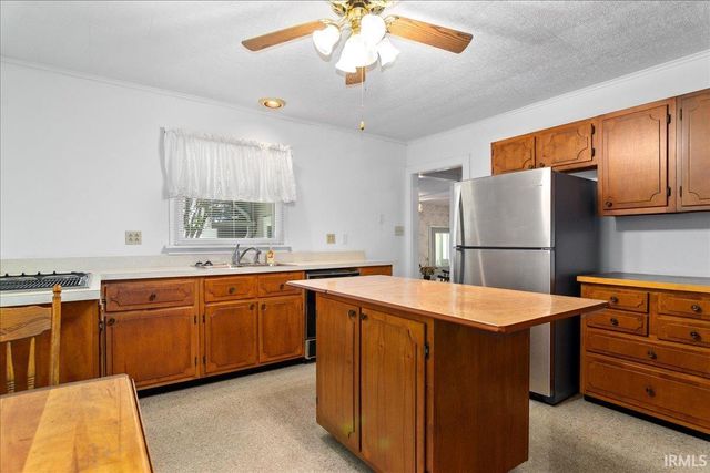 6722 Ferstel Road, Newburgh, IN 47630