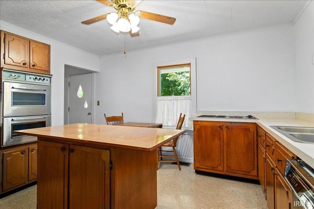 6722 Ferstel Road, Newburgh, IN 47630