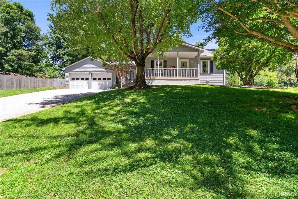 6722 Ferstel Road, Newburgh, IN 47630