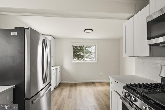 10725 MAPLE ST, Fairfax, VA 22030