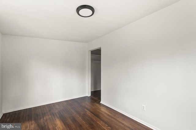 10725 MAPLE ST, Fairfax, VA 22030