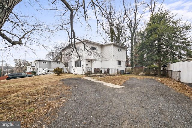 10725 MAPLE ST, Fairfax, VA 22030