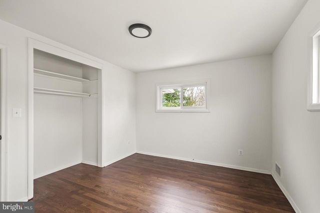 10725 MAPLE ST, Fairfax, VA 22030