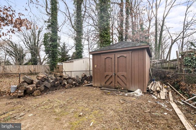 10725 MAPLE ST, Fairfax, VA 22030