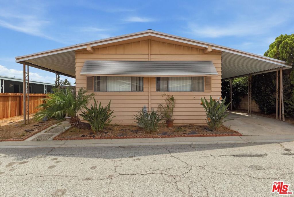 Image 1 of property listing at 2601 E Victoria Street 99, Compton, CA 90220