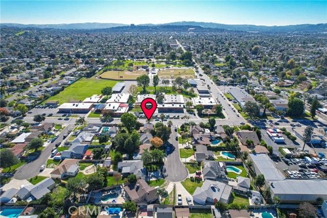 944 S Russelee Dr, West Covina, CA 91790