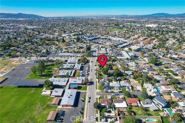 944 S Russelee Dr, West Covina, CA 91790