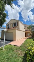 10122 SW 223rd Ter, Cutler Bay, FL 33190