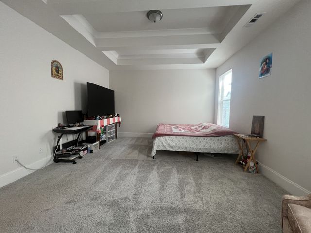 145 Oasis Dr, La Vergne, TN 37086