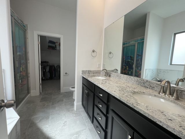 145 Oasis Dr, La Vergne, TN 37086