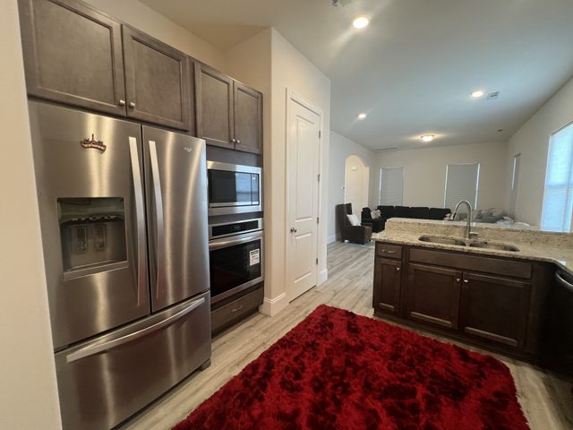 145 Oasis Dr, La Vergne, TN 37086