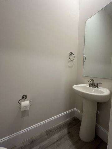 145 Oasis Dr, La Vergne, TN 37086