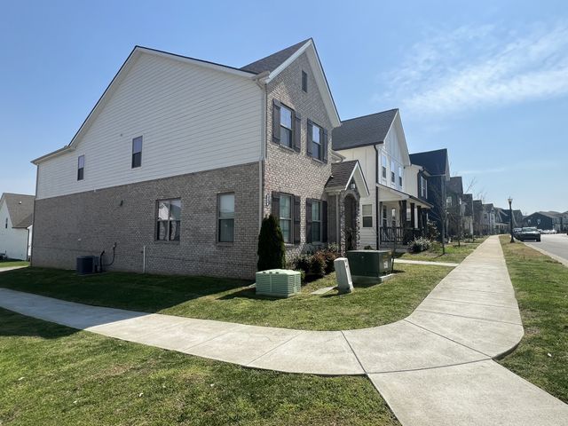 145 Oasis Dr, La Vergne, TN 37086