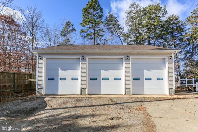 10504 BIG HORN DR, Fredericksburg, VA 22407