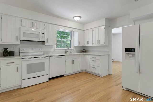 195 Range Road, Wilton, CT 06897