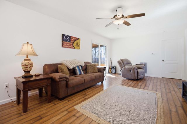 119 Harmony Lane, Science Hill, KY 42553